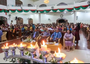 Wali Kota Pematangsiantar Wesly Silalahi, SH, MKn Diwakili Kadishub Drs Daniel Hamonangan Siregar di Acara Perayaan Natal Oikumene Dinas Kesehatan Kota Pematangsiantar.