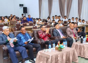 Wali Kota Pematangsiantar Wesly Silalahi, SH, MKn Diwakili Kasatpol PP Hasudungan Hutajulu, SH Apresiasi Perayaan Natal
Perkumpulan Gerakan Pentakosta Indonesia Pembaharuan (PGPI-P) Pematangsiantar.