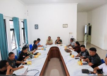 Kepala Dinas Kominfo Kota Pematangsiantar Johanes Sihombing, SSTP, MSi Buka Diskusi Penyusunan Draf Peraturan Wali Kota Tentang Penyelenggaraan Layanan Terpadu Nomor Tunggal Panggilan Darurat 112.