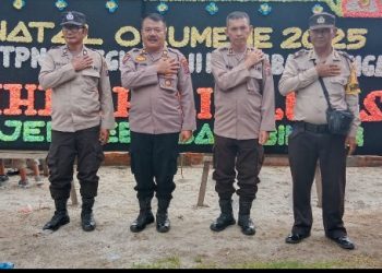 Jaga Khidmat Ibadah, Polsek Tanah Jawa Amankan Perayaan Natal PTPN IV Balimbingan, Pastikan Ratusan Jemaat Beribadah Dengan Tenang.