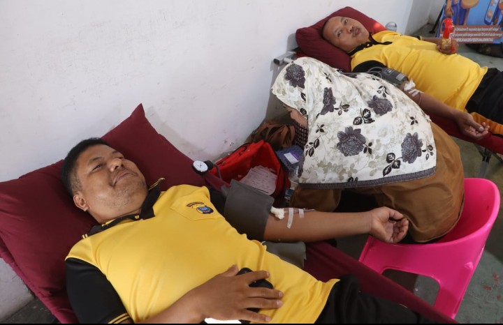 Berbagi Kehidupan, 50 Personel & Bhayangkari Polres Simalungun Donor Darah Jelang Natal, Wujud Nyata Polri Melayani Untuk Indonesia Maju.