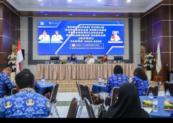 Wali Kota Pematangsiantar Wesly Silalahi, SH, MKn Diwakili Sekda Junaedi Antonius Sitanggang, SSTP, MSi Buka Rakor Tim Koordinasi Penanggulangan Kemiskinan (TKPK) Kota Pematangsiantar.