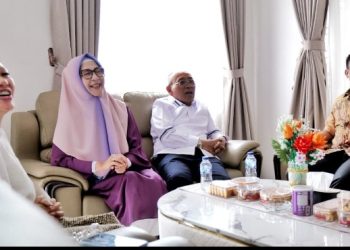 Bupati Simalungun Ucapkan Selamat Natal Ke Wakil Bupati : Contohkan Toleransi Yang Baik Ke Masyarakat.