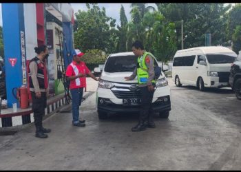 Polsek Siantar Timur Respon Cepat Selesaikan Keluhan Warga di SPBU Jalan Ahmad Yani.