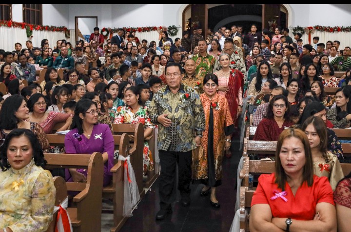 Wali Kota Pematangsiantar Wesly Silalahi, SH, MKn Hadiri Perayaan Natal Keluarga Besar Polres Pematangsiantar Tahun 2025.