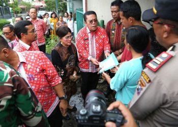 Wali Kota Pematangsiantar Wesly Silalahi, SH, MKn Kunjungi Dua Lokasi Kebakaran.