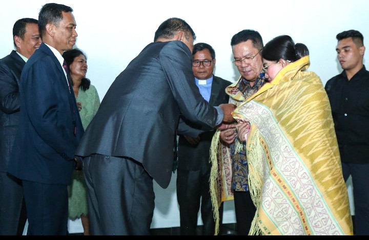 Wali Kota Pematangsiantar Wesly Silalahi, SH, MKn Hadiri Acara Ibadah Syukuran Memasuki Tahun Baru & Ramah Tamah GKPS Resort Siantar 1.