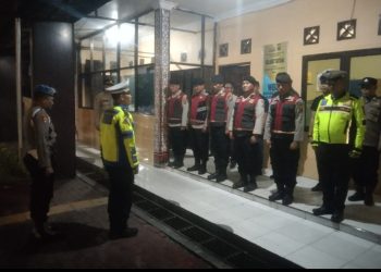 Kanit Gakkum Polres Simalungun Pimpin Siaga Mako Sambil Sosialisasi UU KUHP Baru ke Personel.