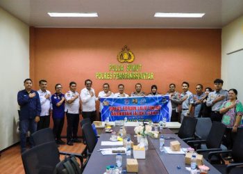 Wali Kota Pematangsiantar Wesly Silalahi, SH, MKn Diwakili Sekda Junaedi Antonius Sitanggang, SSTP, MSi Pimpin Rapat Forum Lalu Lintas Angkutan Jalan Yang Diikuti Instansi Terkait.