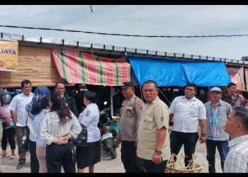 Polsek Siantar Barat Dampingi PD PHJ Sosialisasi Cara Pembayaran Distribusi Melalui QRIS.