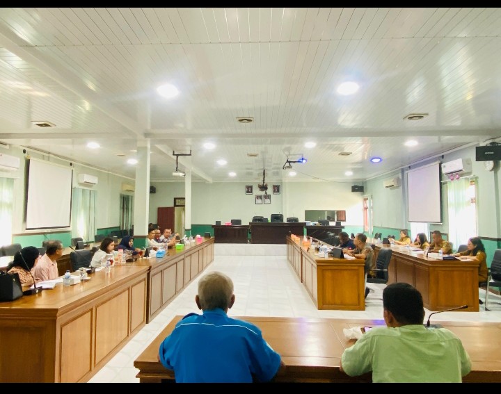 Wakil Ketua DPRD Pematangsiantar Ir. Daud Simanjuntak, MM Pimpin Rapat Penjadwalan Paripurna I DPRD Kota Pematangsiantar.