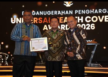 Wali Kota Pematangsiantar Wesly Silalahi, SH, MKn Bersama BPJS Kesehatan Cabang Pematangsiantar Meraih Penghargaan Universal Health Coverage (UHC) Award Tahun 2026 Kategori Pratama.