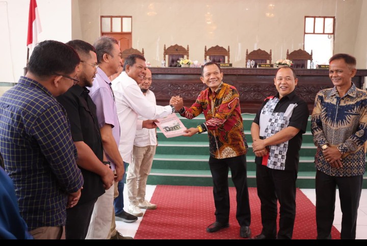 DPRD Pematangsiantar Paripurna-I Tahun 2026 Pembentukan Pansus Dugaan Mark Up Harga Pembelian Eks Rumah Singgah Covid-19.