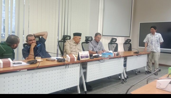 Rapat di DPRD Provinsi Sumut Dalam Hal Ini Komisi C.