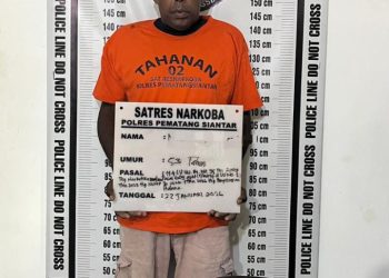 Berdiri Dipinggir Jalan Polres Pematangsiantar Tangkap Pemilik 6 Paket Sabu.