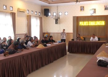 Polres Simalungun Terima Aspirasi & Diskusi Dengan Forum Organisasi Masyarakat Sipil Serta Petani Kecamatan Tapian Dolok.