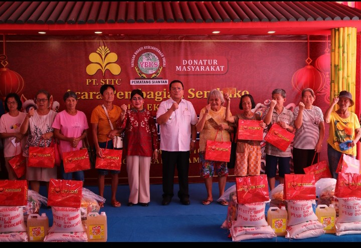Wali Kota Pematangsiantar Wesly Silalahi, SH, MKn Hadiri Acara Pemberian Bantuan Sosial kepada Warga Tionghoa Dalam Rangka Menyambut Tahun Baru Imlek 2026.