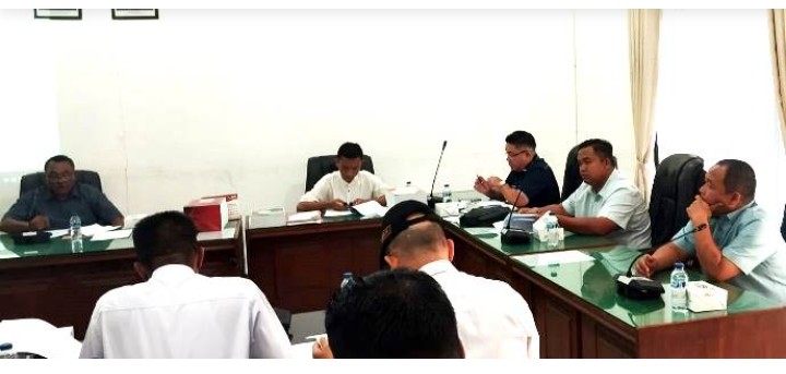 Bapemperda DPRD Pematangsiantar Sosialisasi Harmonisasi Ranperda Tentang Insentif Tenaga Pendidik Pada Pendidikan Nonformal Bidang Keagamaan.