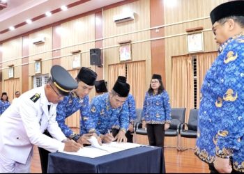 37 Pejabat Administrator & Pengawas Di Lingkungan Pemkab Simalungun Dilantik Tahun 2026.