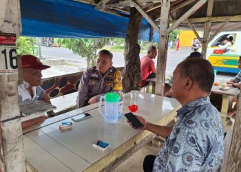 Bhabinkamtibmas Polsek Siantar Selatan Sambang Kamtibmas Kepada Warga.