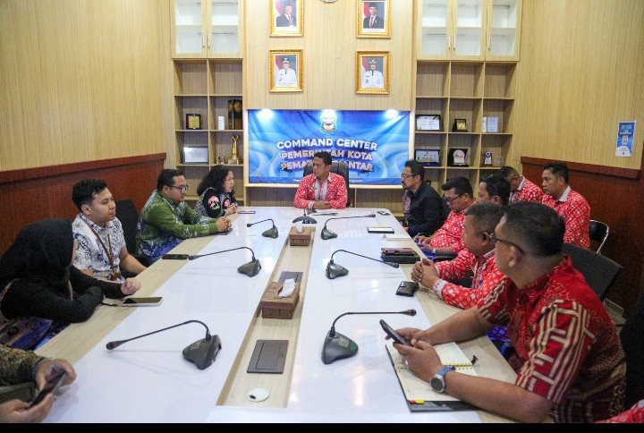 Wali Kota Pematangsiantar Wesly Silalahi, SH, MKn Ikuti kegiatan Entry Meeting BPK Secara Serentak Se - Provinsi Sumut Secara Virtual.