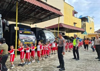 Edukasi Pemahaman Rambu Lalulintas Sejak Usia Dini : Sat Lantas Polres Pematangsiantar Dikunjungi TK Cinta Rakyat.
