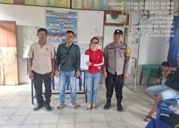 Bhabinkamtibmas Polsek Siantar Marihat Mediasi Masalah Pasutri di Kampung Sidomulyo.