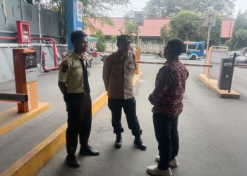 Bhabinkamtibmas Polsek Siantar Timur Sambang & Sampaikan Himbauan Kamtibmas di Suzuya Mall.