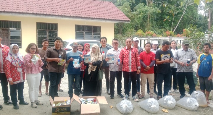 Komisi II DPRD Pematangsiantar Melakukan Kunker ke Dinas Ketahanan Pangan dan Pertanian Kota Pematangsiantar Dalam Rangka Monitoring Pemberian Bibit Benih Ikan.