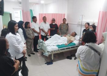 Kapolsek Bangun & Bhayangkari Jenguk Anggota Sakit : "Personel Bukan Rekan Kerja, Tapi Keluarga".