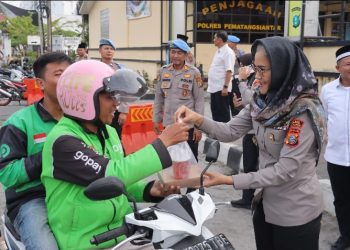 Bulan Penuh Berkah, Kapolres Pematangsiantar Berbagi.