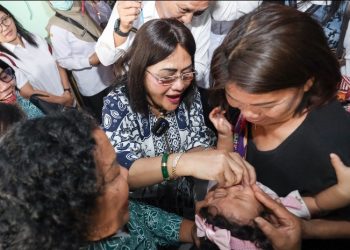 Ketua TP PKK Kota Pematangsiantar Ny Liswati Wesly Silalahi Kunjungi  Pos Pelayanan Terpadu (Posyandu).