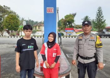 Polsek Bangun Jaga Kenyamanan Masyarakat di Bulan Ramadan, Sosialisasi Call Center 110 ke SPBU.