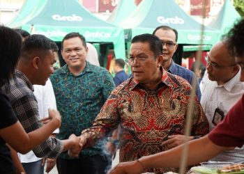 Wali Kota Pematangsiantar Wesly Silalahi, SH, MKn Kunjungi Wisata Takjil Ramadhan Kampung QRIS Bank Sumut.