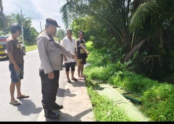 Warga Lapor Via WhatsApp, Polsek Perdagangan Temukan 3 Pintu Besi Curian Senilai Jutaan Rupiah di Pinggir Jalan.