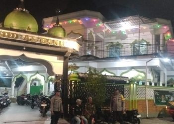 Bhabinkamtibmas Polsek Siantar Utara Patroli Berikan Rasa Aman & Nyaman Sholat Tarawih di Sejumlah Mesjid.