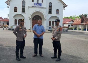 Sat Binmas Polres Pematangsiantar Sambang Kamtibas & Silaturahmi Kepada Tokoh Agama Kristen.