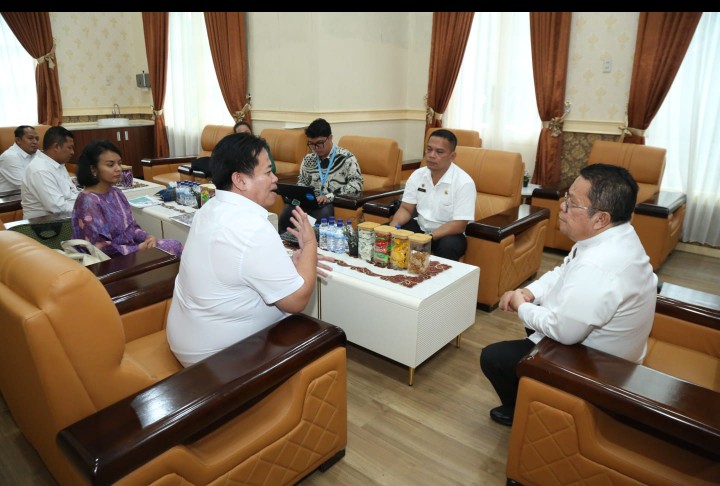 Wali Kota Pematangsiantar Wesly Silalahi, SH, MKn Didampingi Sekda Junaedi Antonius Sitanggang, SSTP, MSi Bertemu United Nations Children's Fund (UNICEF) & Tanoto Foundation.