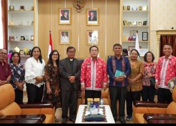 Wali Kota Pematangsiantar Wesly Silalahi, SH, MKn Menerima Audiensi Panitia Jubileum 75 Tahun GKPS Jalan Sudirman Pematangsiantar.