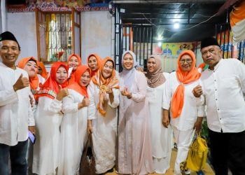 Wali Kota Pematangsiantar Wesly Silalahi, SH, MKn Diwakili Wakil Wali Kota Herlina Bersama Gubernur Sumut Muhammad Bobby Afif Nasution, SE, MM, Menyapa Warga di Acara Buka Puasa Keluarga Besar Siantar Bersatu (KBSB).