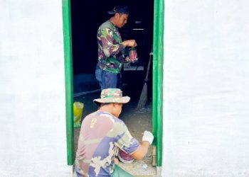 Kegiatan Finishing RTLH TMMD Ke - 127 : Wujud Nyata Kepedulian TNI Terhadap Kesejahteraan Masyarakat.
