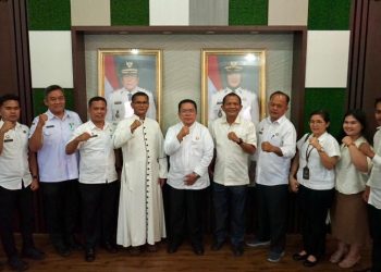 Walikota Pematangsiantar Wesly Silalahi, SH, MKn Foto Bersama Dengan Panitia Paskah Umat Katolik Tahun 2026.