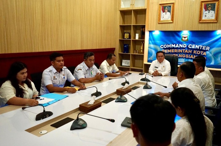 Wakil Ketua DPRD Pematangsiantar Ir. Daud Simanjuntak, MM Dampingi Panitia Paskah Umat Katolik Tahun 2026 Audensi Ke Wali kota Wesly Silalahi, SH, MKn.