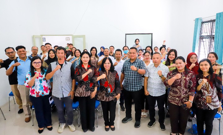 Pemko Pematangsiantar Melalui Dinas Kominfo Berkolaborasi Dengan BPS Kota Pematangsiantar Selenggarakan Pembinaan Statistik Sektoral sekaligus Finalisasi Publikasi Pematangsiantar Dalam Angka 2026.