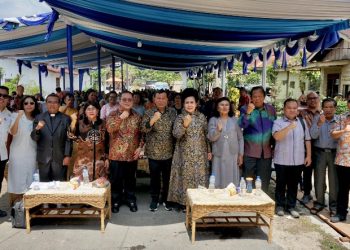 Wali Kota Pematangsiantar Wesly Silalahi, SH, MKn Hadiri Acara Partangiangan Syukuran Bona Taon Keluarga Besar Pomparan Op Baris Tampubolon.