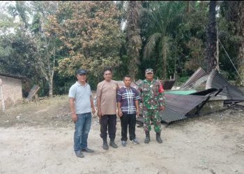 Diduga Korsleting Listrik, Satu Unit Rumah di Raya Kahean Hangus Terbakar.