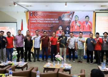 Wali Kota Pematangsiantar Wesly Silalahi, SH, MKn Diwakili Plt Asisten Pemerintahan dan Kesejahteraan Rakyat (Kesra) Sekretariat Daerah Kota Pematangsiantar Hendra TP Simamora, SSTP, MSi, Hadiri Pembukaan Konfercab XII GMNI Kota Pematangsiantar.