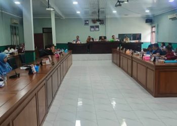Suasana Rapat DPRD Pematangsiantar Bersama Pemko Siantar Dalam Pembahasan Ranperda.