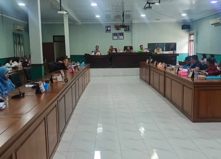 Suasana Rapat DPRD Pematangsiantar Bersama Pemko Siantar Dalam Pembahasan Ranperda.