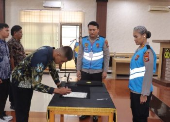 Kapolres Pematangsiantar Pimpin Penandatangan Pakta Integritas Penerimaan Calon Anggota Polri 2026.